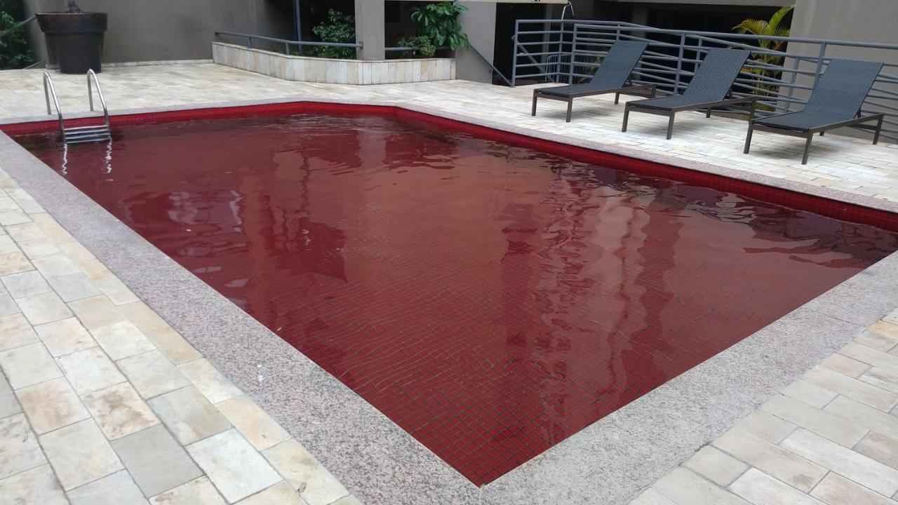 A1 Flats Red Pool Berrini Aparthotel