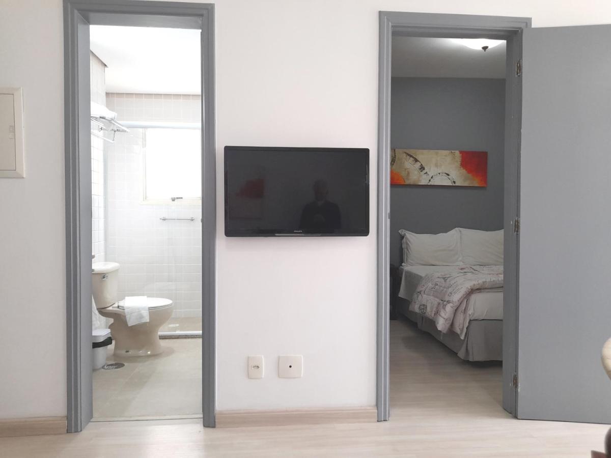 Lindo Flat Reformado No Coracao Da Olimpia
