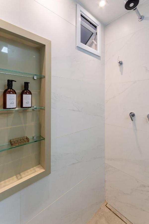 Martinho Authentic Estiloso, Moderno E Apartment *