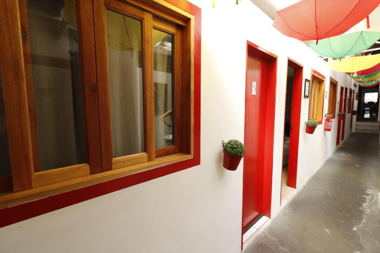 Hospedaria Da Mama Albergue *