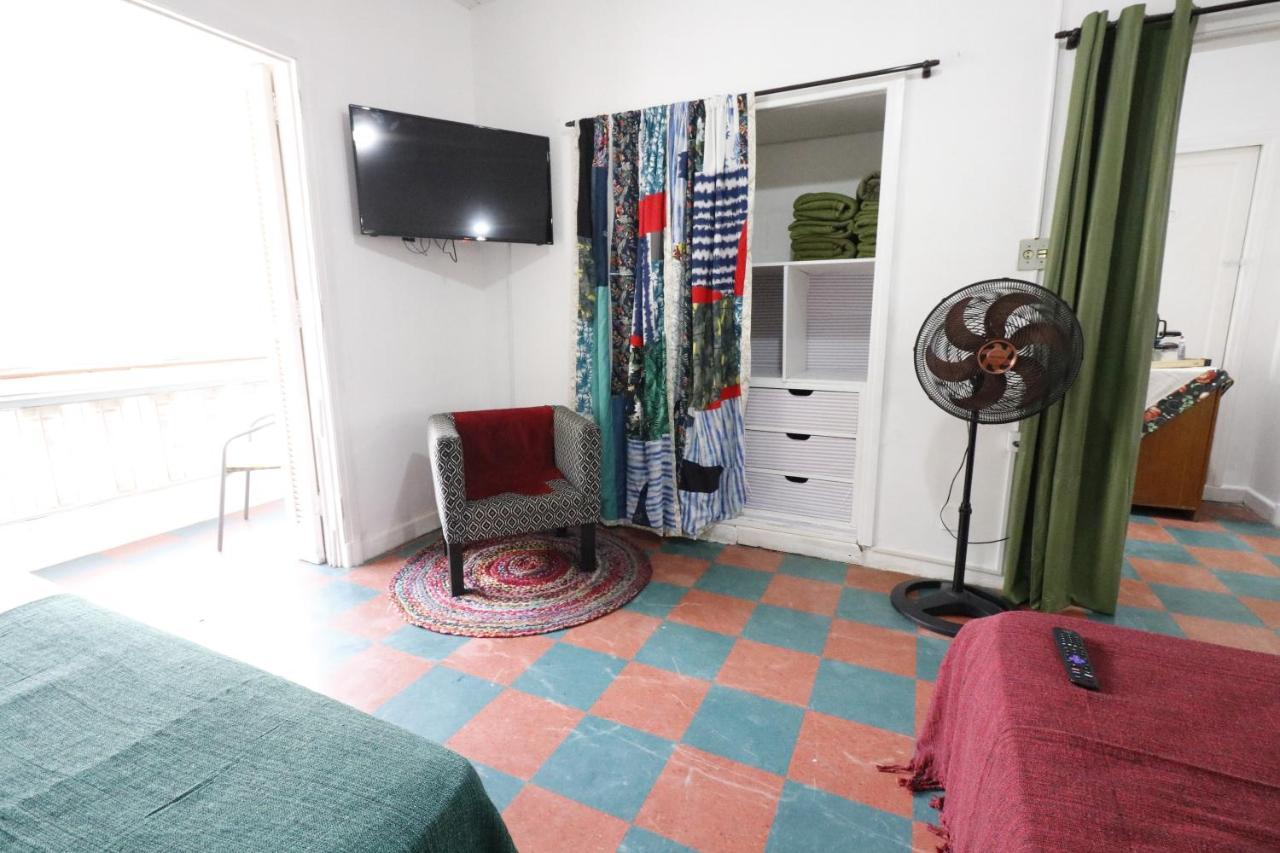 Hospedaria Da Mama Albergue *
