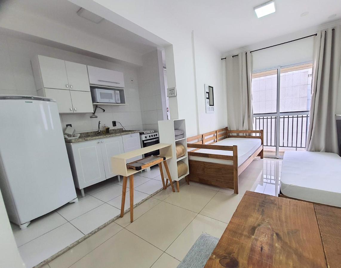 Apto Em Frente Ao Metro - Perto De Tudo - Centro Apartamento *