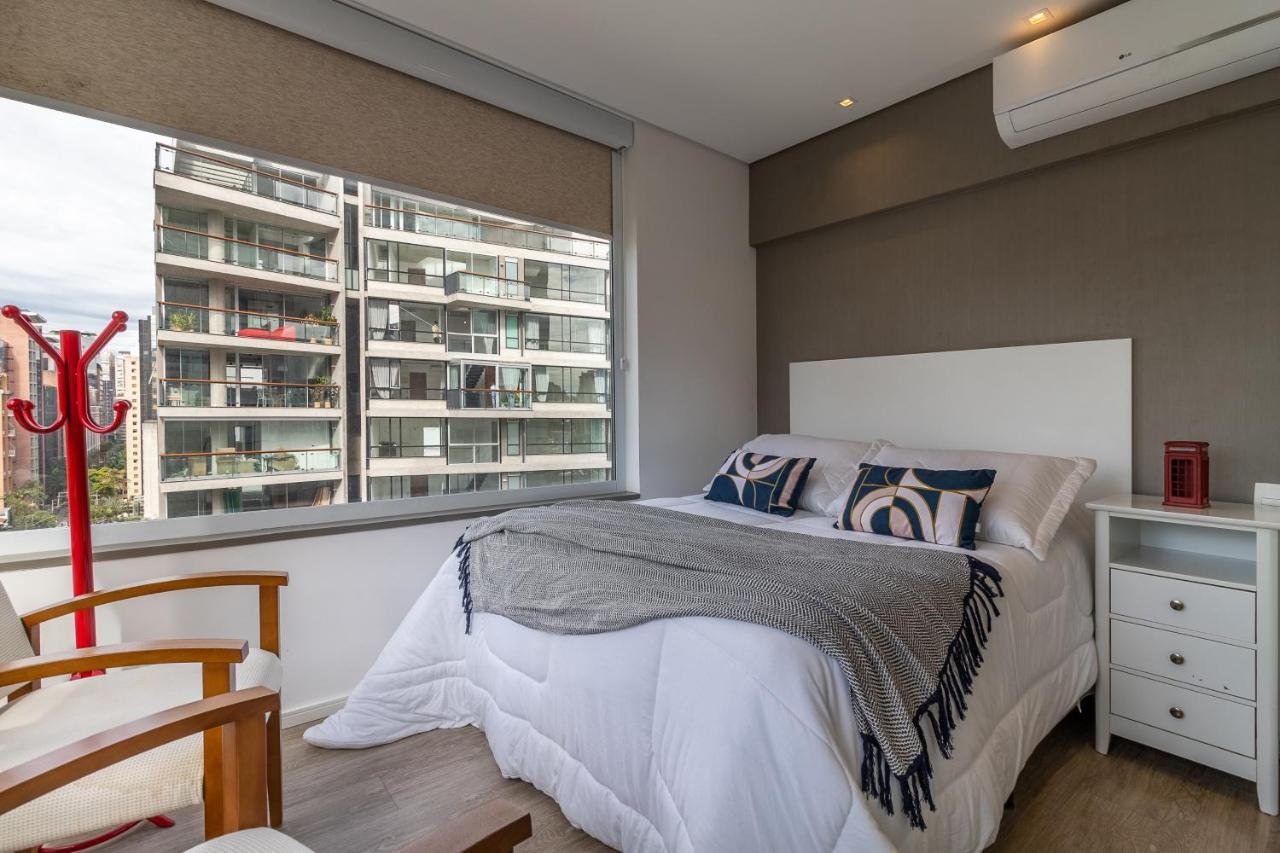 Akile Ferreira Lobo Itaim - Vncel Apartamento São Paulo