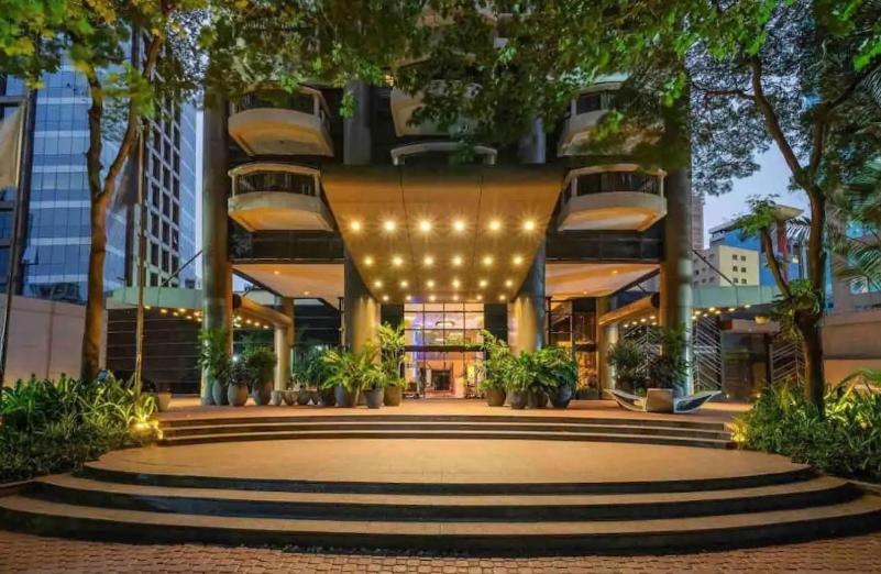 Apt 804 Grand Mercure Itaim Bibi * São Paulo