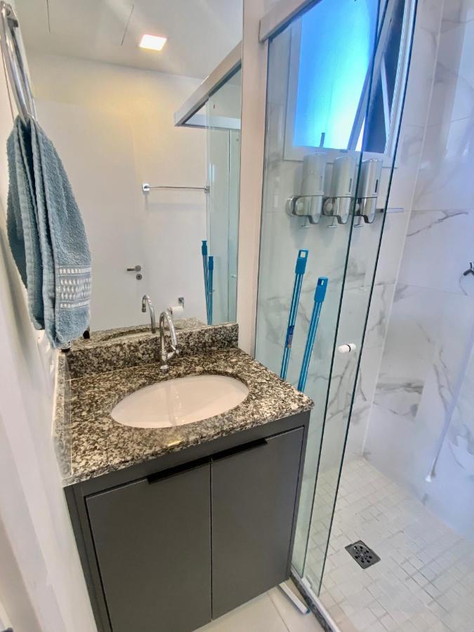 Apartamento Lindo Em Frente Ao Metro Bras ! *