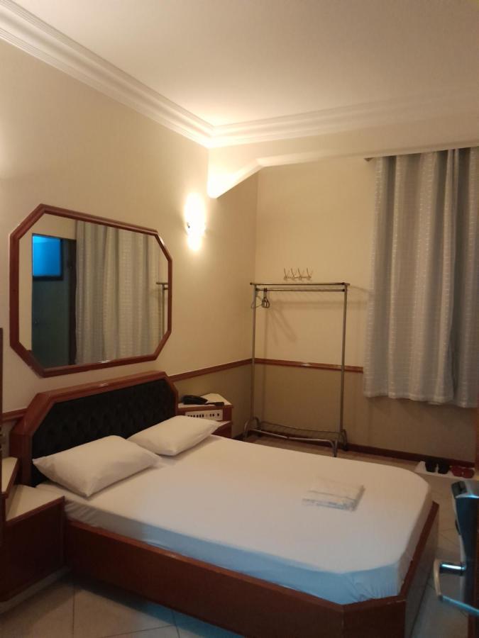 Paris 2* Sao Paulo
