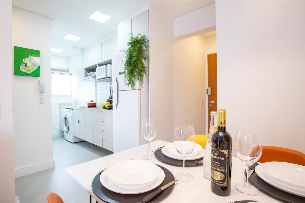 Moderno | Internet Ultra-veloz | Piscina | Ac Apartamento *