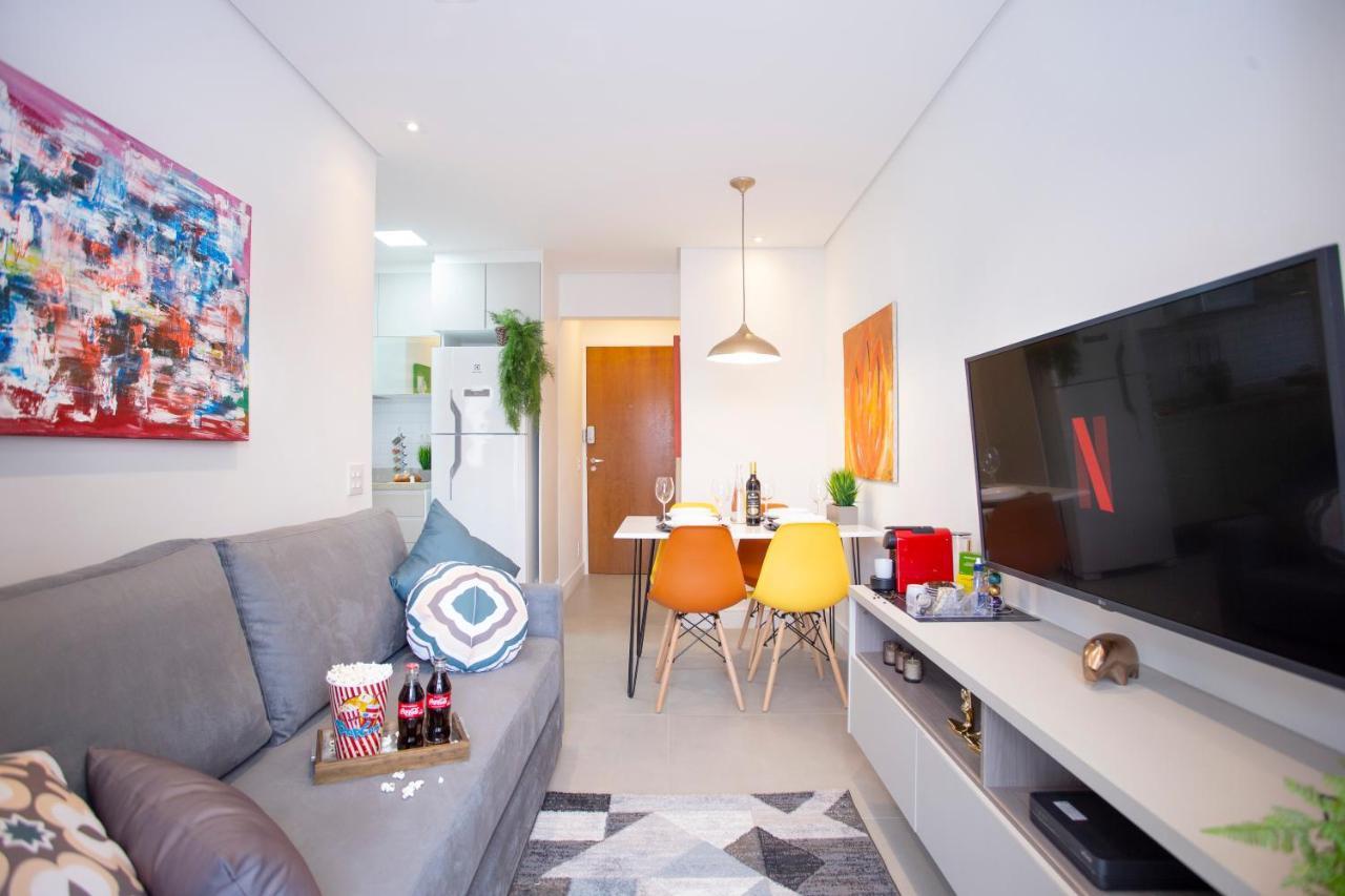 Moderno | Internet Ultra-veloz | Piscina | Ac Apartamento *