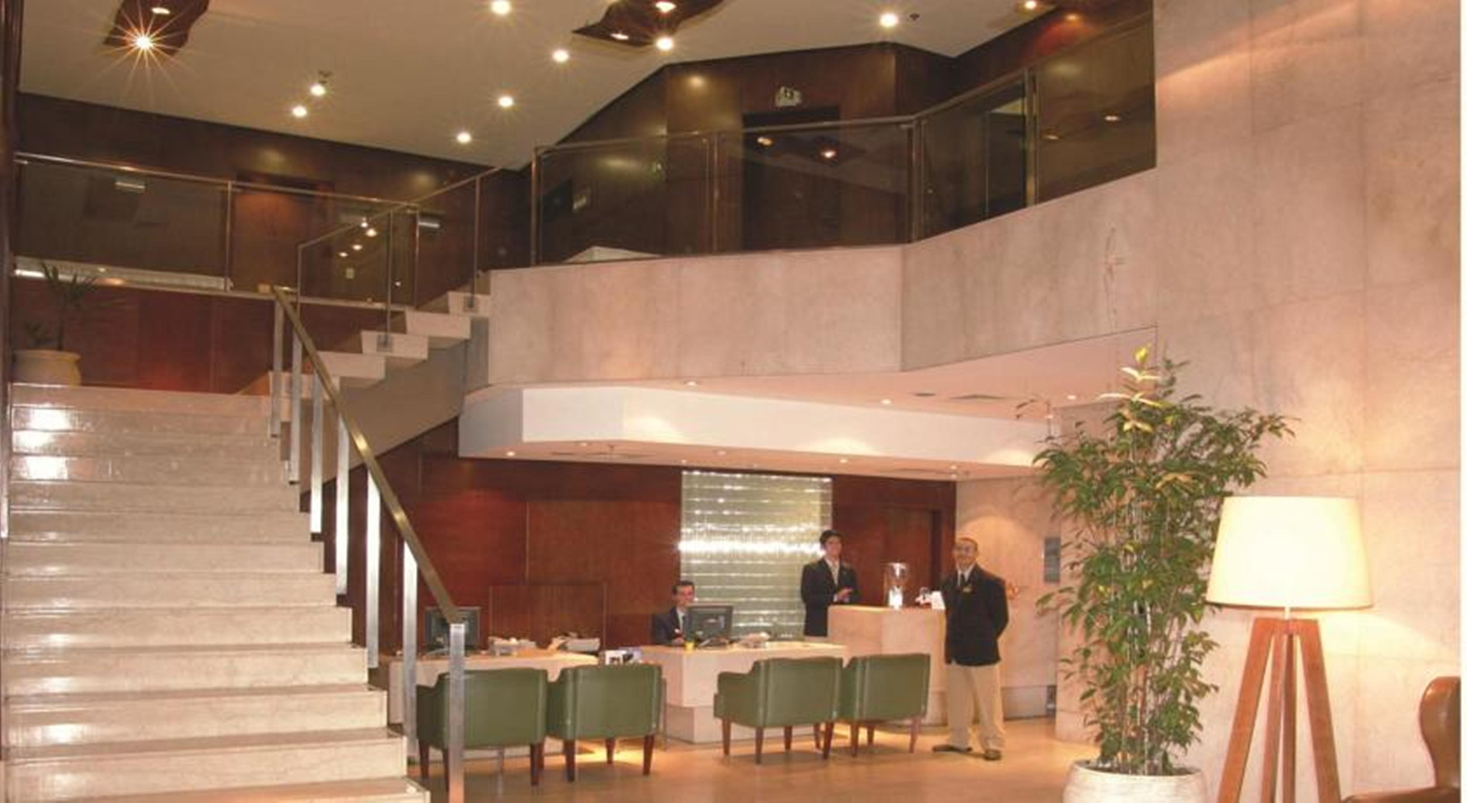 Estanplaza Berrini Hotel 4*