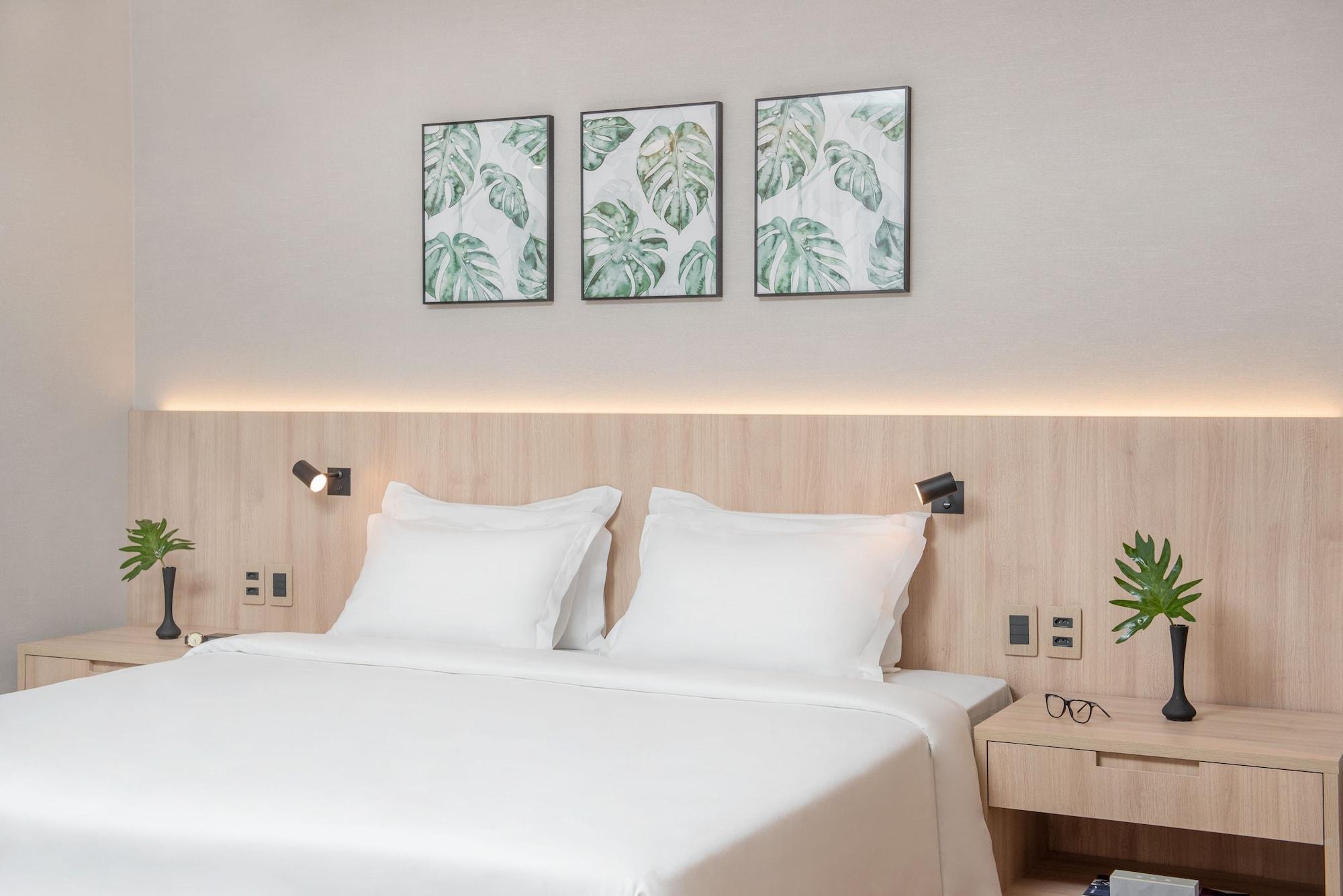 Hotel Address Faria Lima By Intercity 4*