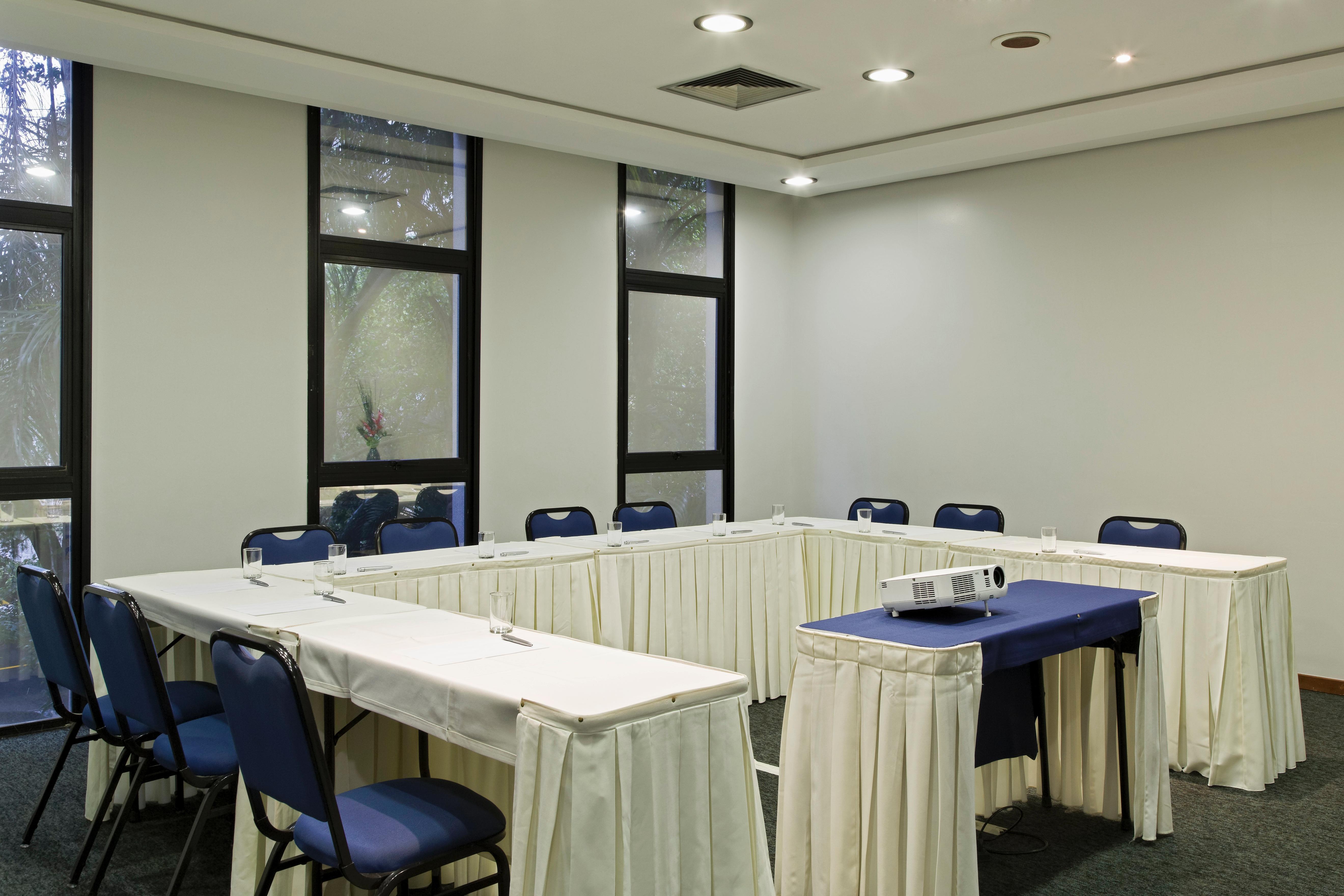 Address Faria Lima By Intercity Hotel 4*