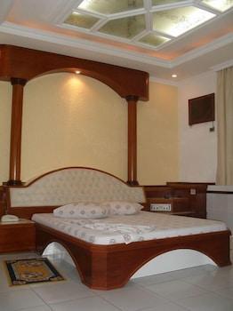 North Palace 3*