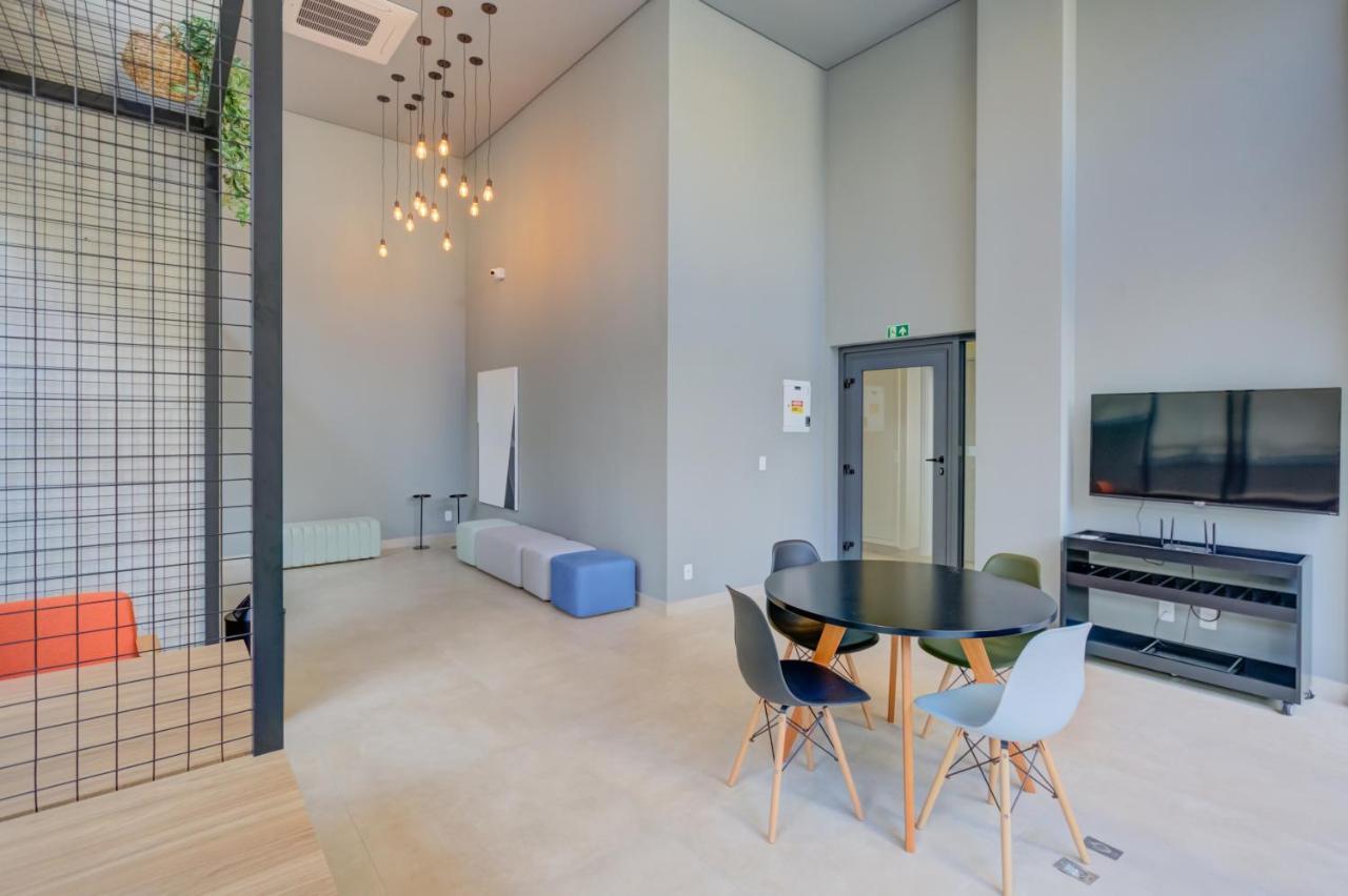 Apartamento Roomo Oy Frei Caneca Residencial *