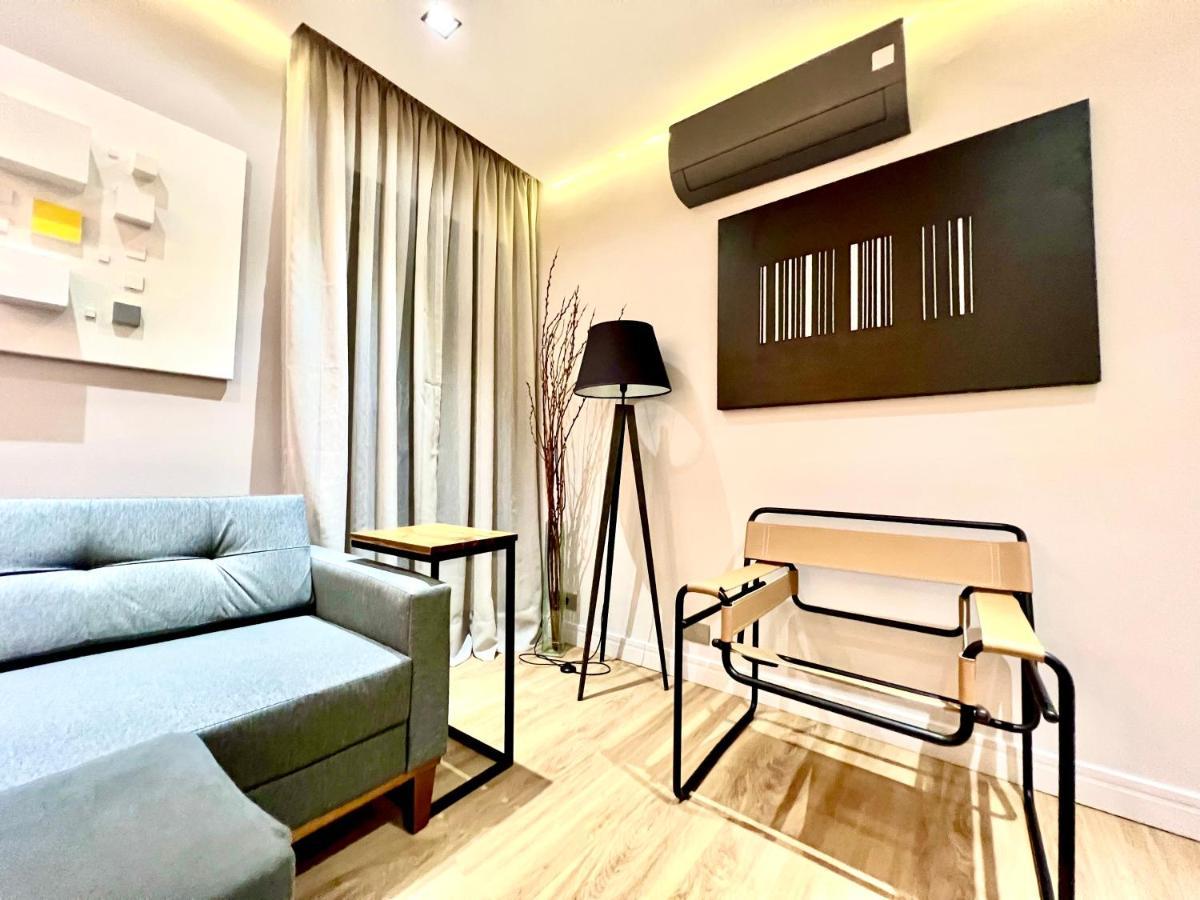Flat Novo, 2 Quartos, Garagem No Coracao Dos Jardins São Paulo