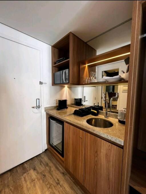 Apto Andar Alto, Consolacao, Coracao Sp, 1108 Apartment *