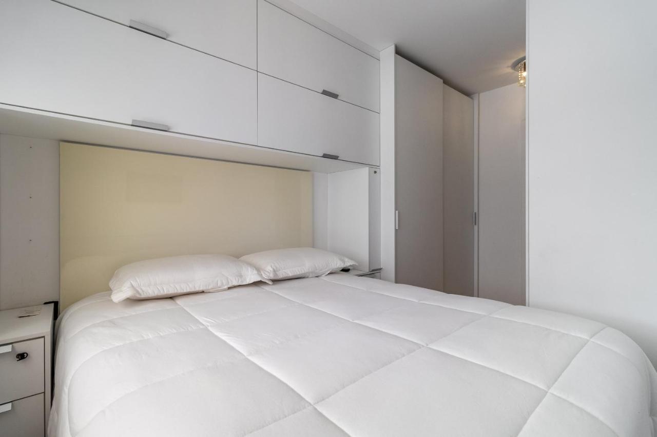 Akile Morumbi Apartment *
