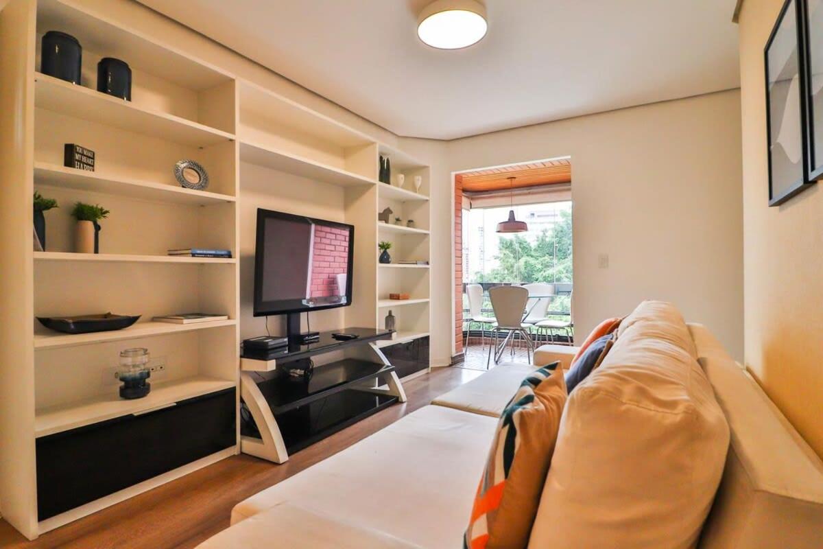 Bhomy Itaim Charmoso Com Varanda Ti53 Apartamento