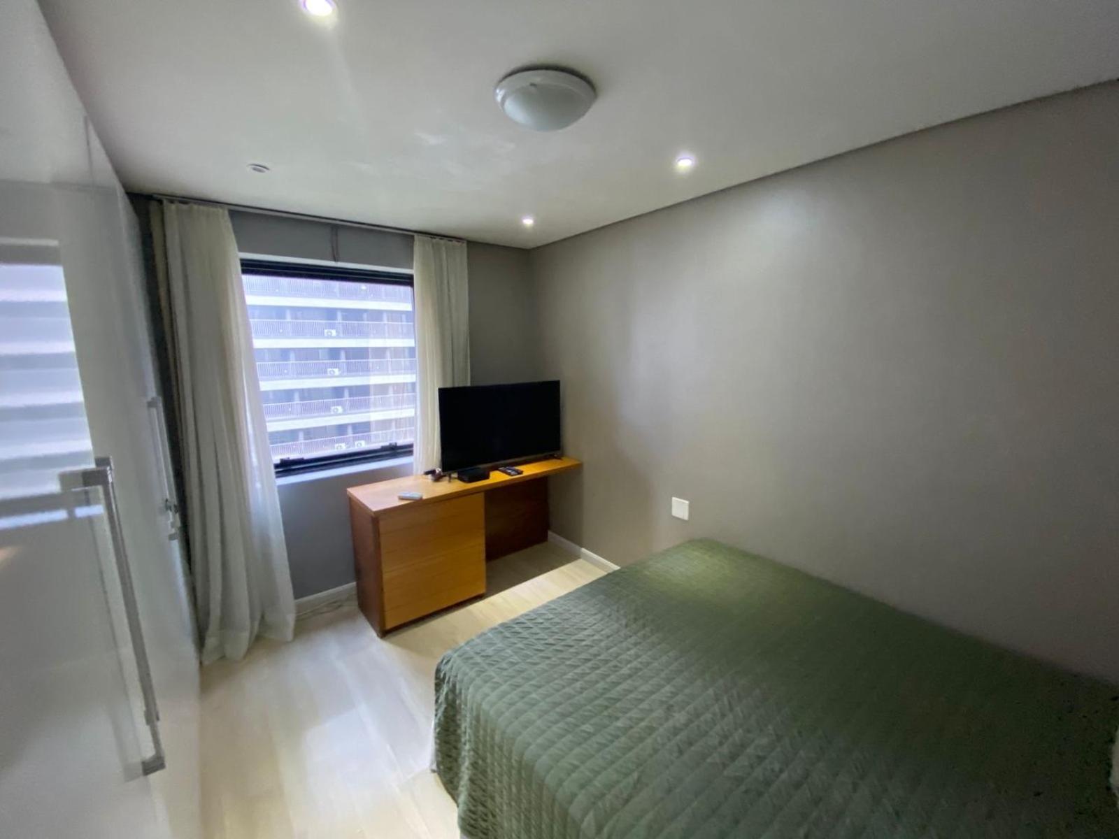 Flat Moema Jamaris * Sao Paulo