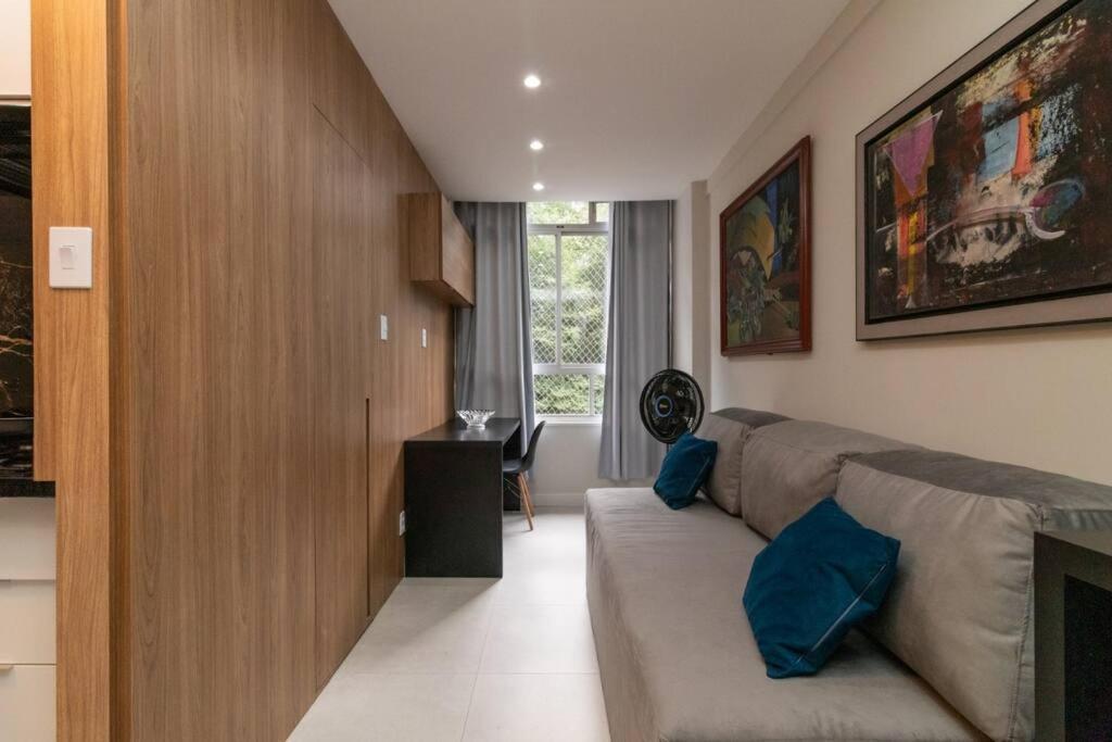 Lindo Studio, Recem Reformado Apartamento