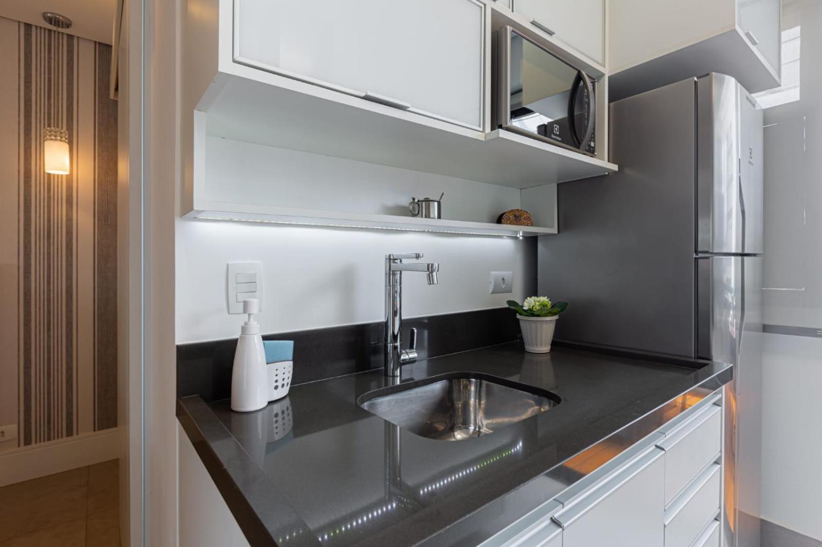 Easy Star - Com Garden Encantador Ao Lado De Congonhas - Df01h Apartment