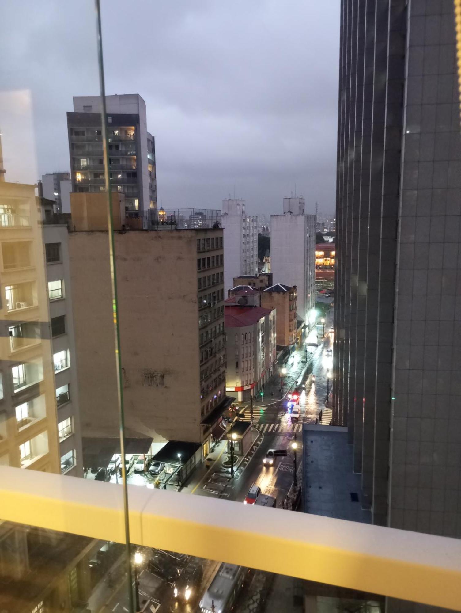 Apartamento Studio M Proximo Da 25 De Marco, Bras E Santa Efigenia Piscina No Centro De Sp Ao Lado Do Metro *