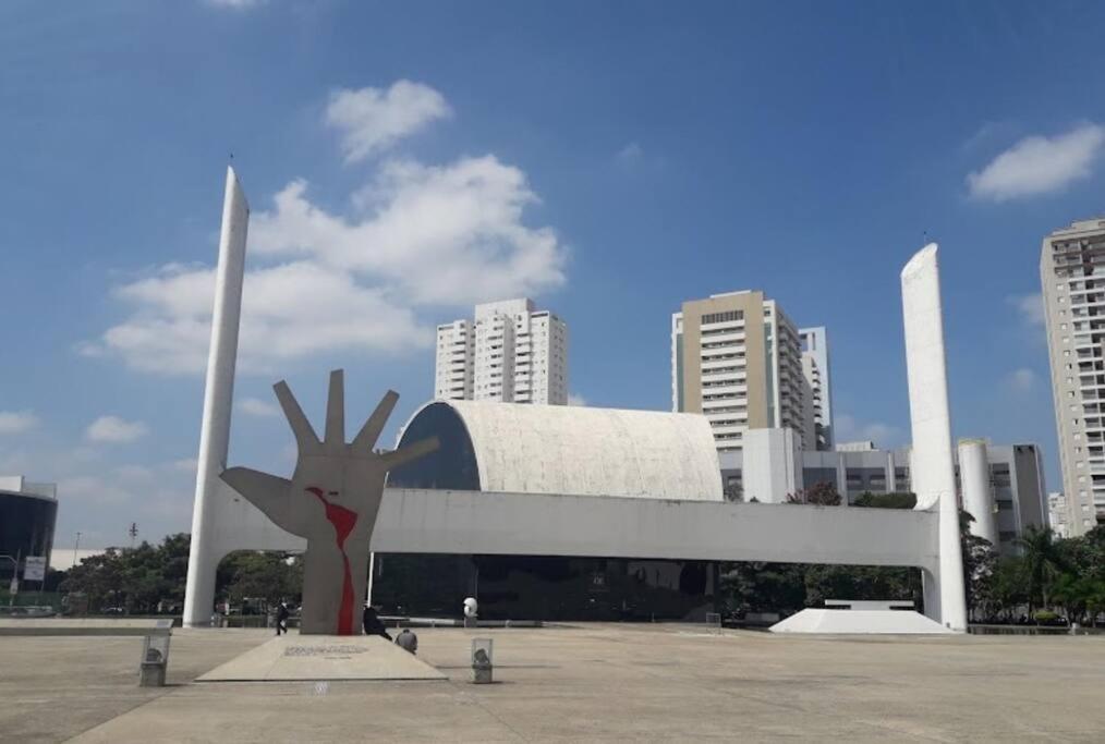 Apartamento Decorado Com Sacada No Polo Cultural E Eventos Da De *
