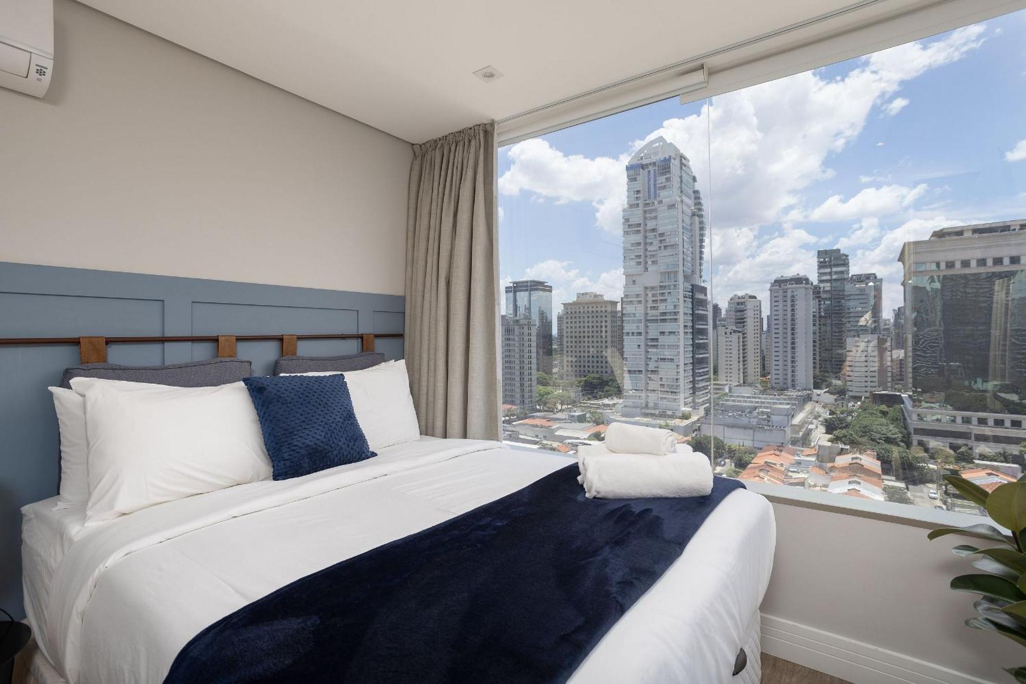 Apartamento Vn Ferreira Lobo *