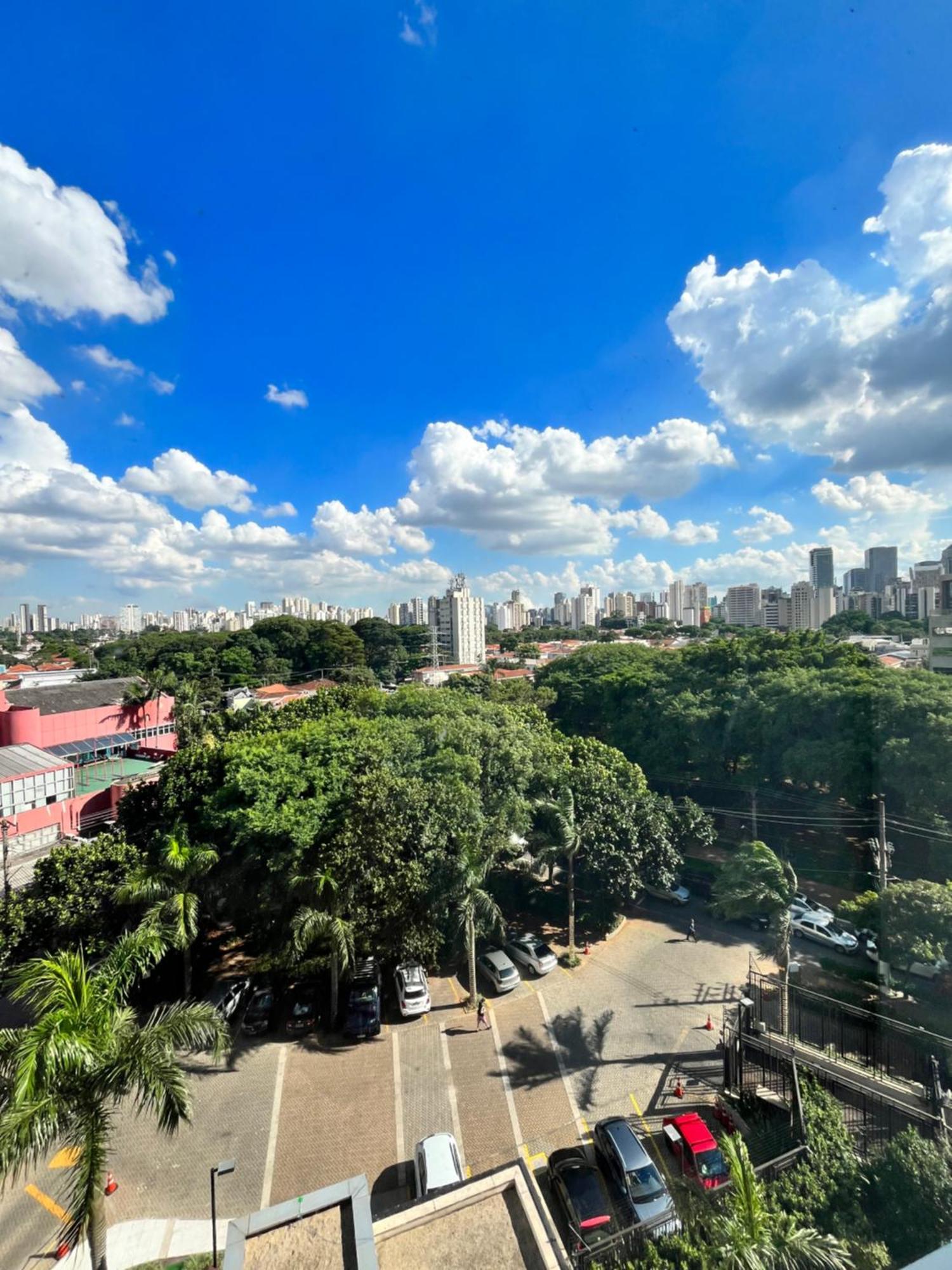 Lindo Berrini Loft 2 Vagas Apartamento