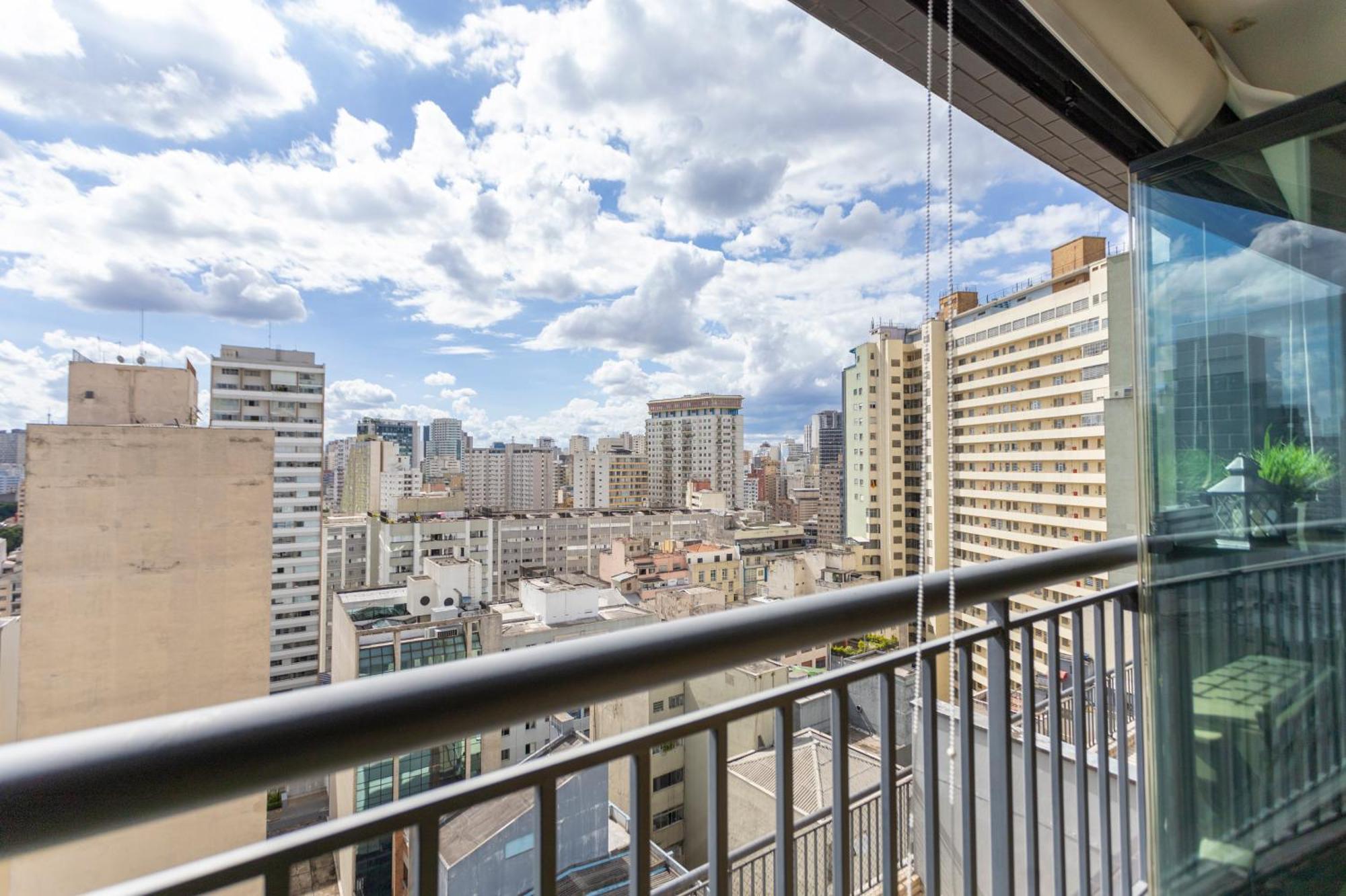Apartment Na Bela Vista Com Piscina E Vaga De Garagem