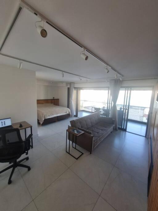 Apartment N0t Available *