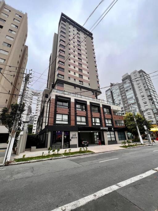 Apartamento Unu Shopping Ibirapuera: Wi-fi, Academia E +