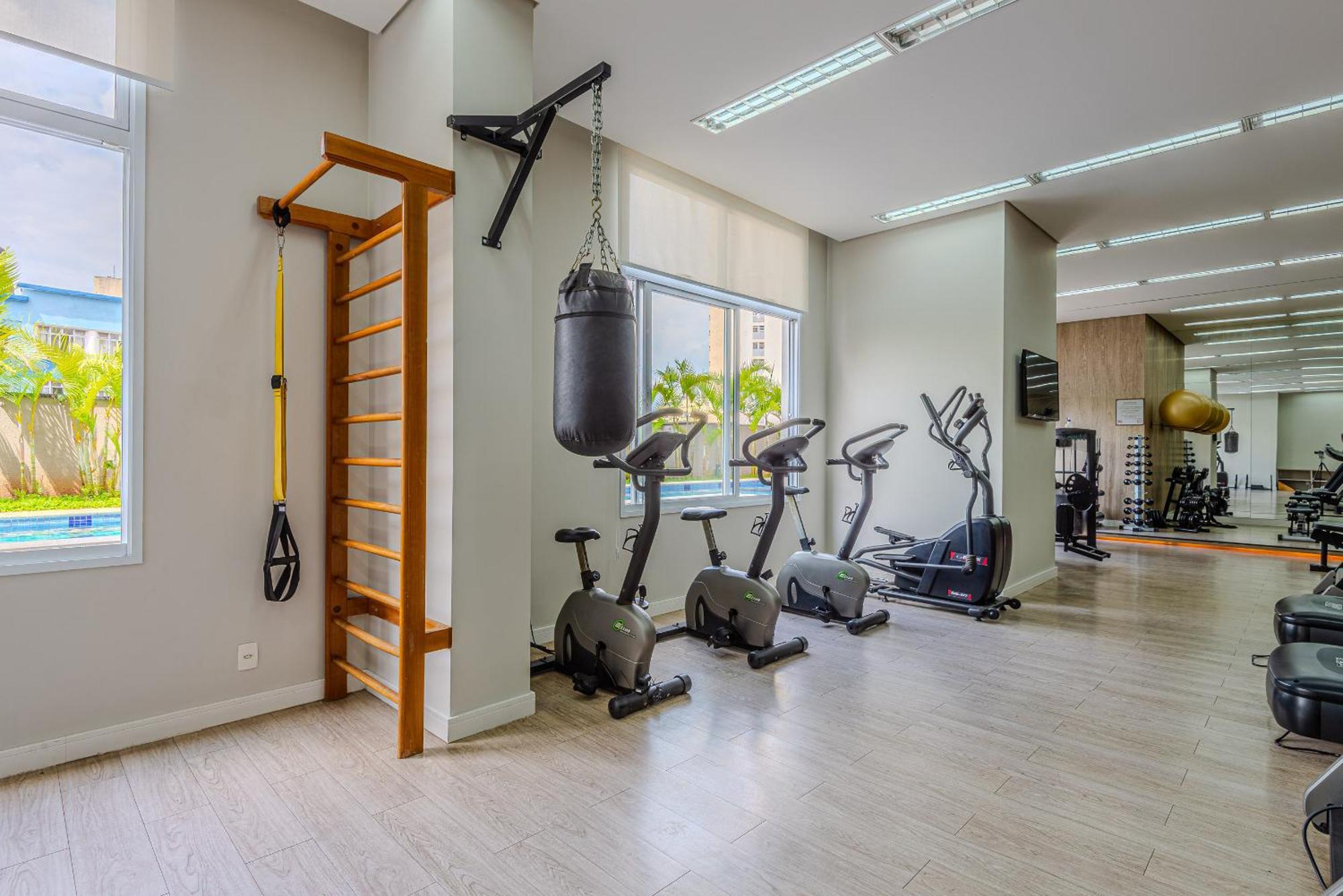 Luxo E Vista Espetacular Com Piscina Academia E Sauna Apartamento *