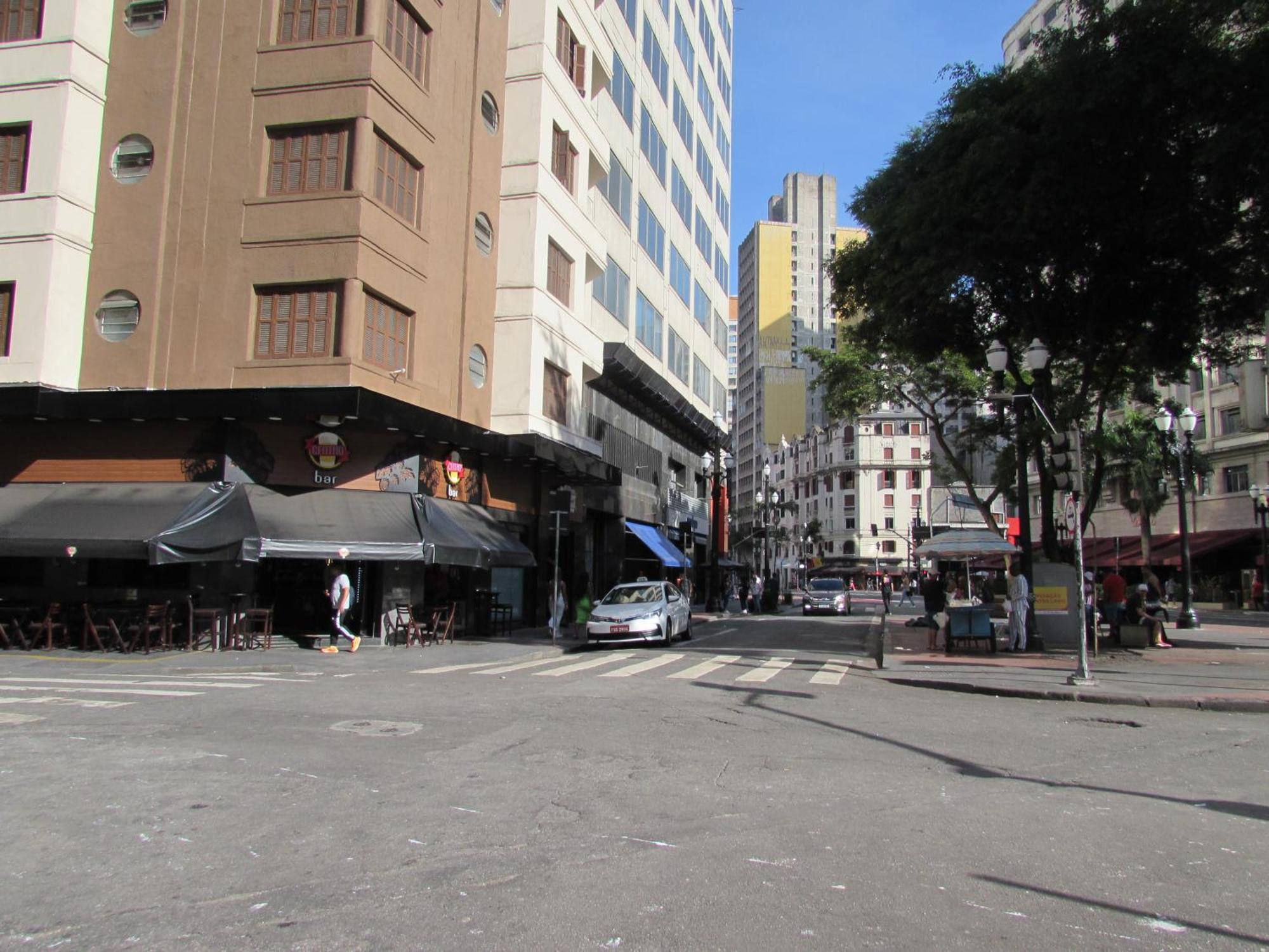 Nebias Palace Junto Da Avenida Ipiranga Com Sao Joao Em Frente Ao Bar Brahma Sp São Paulo