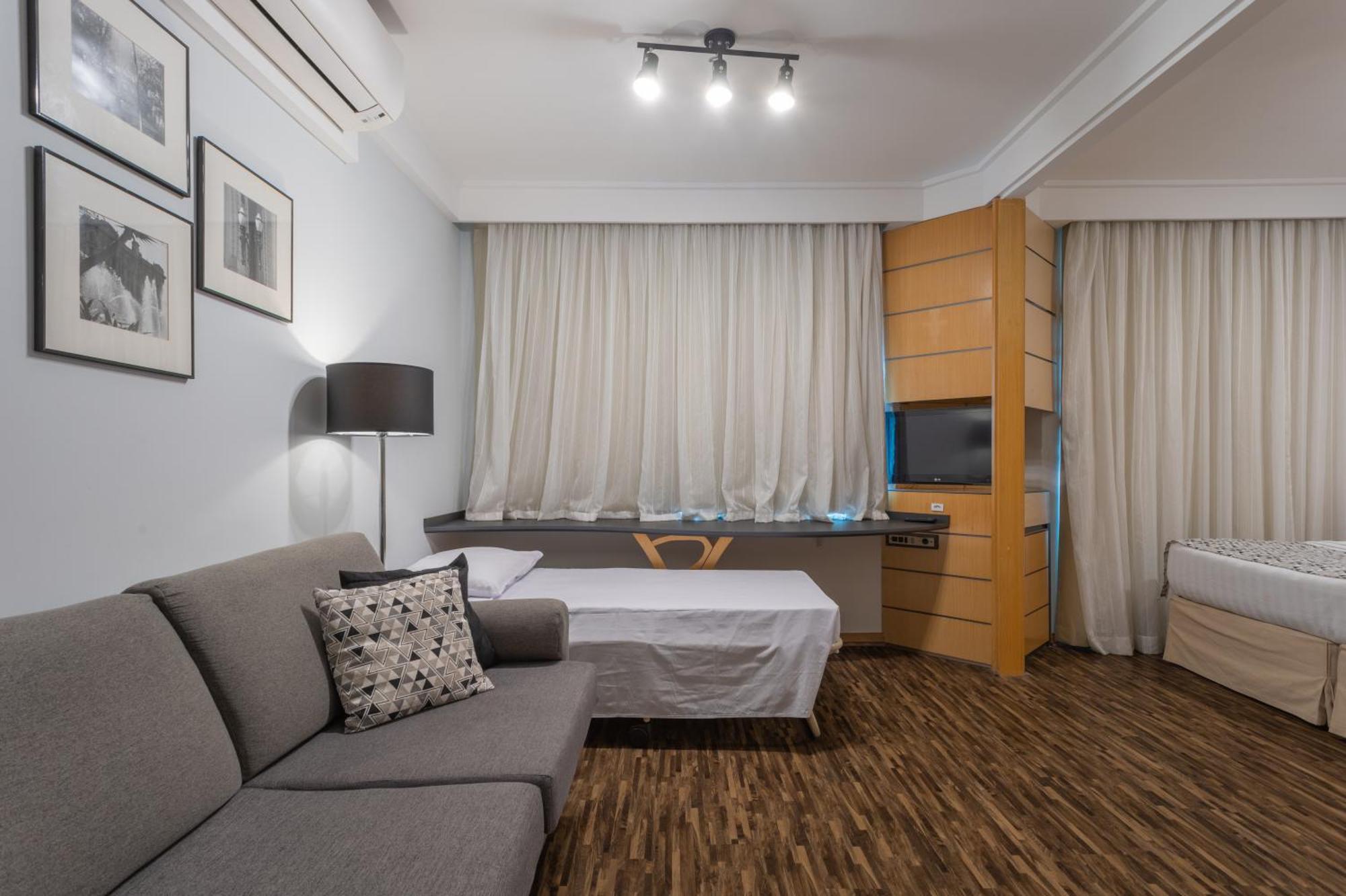 Place Ibirapuera 4*