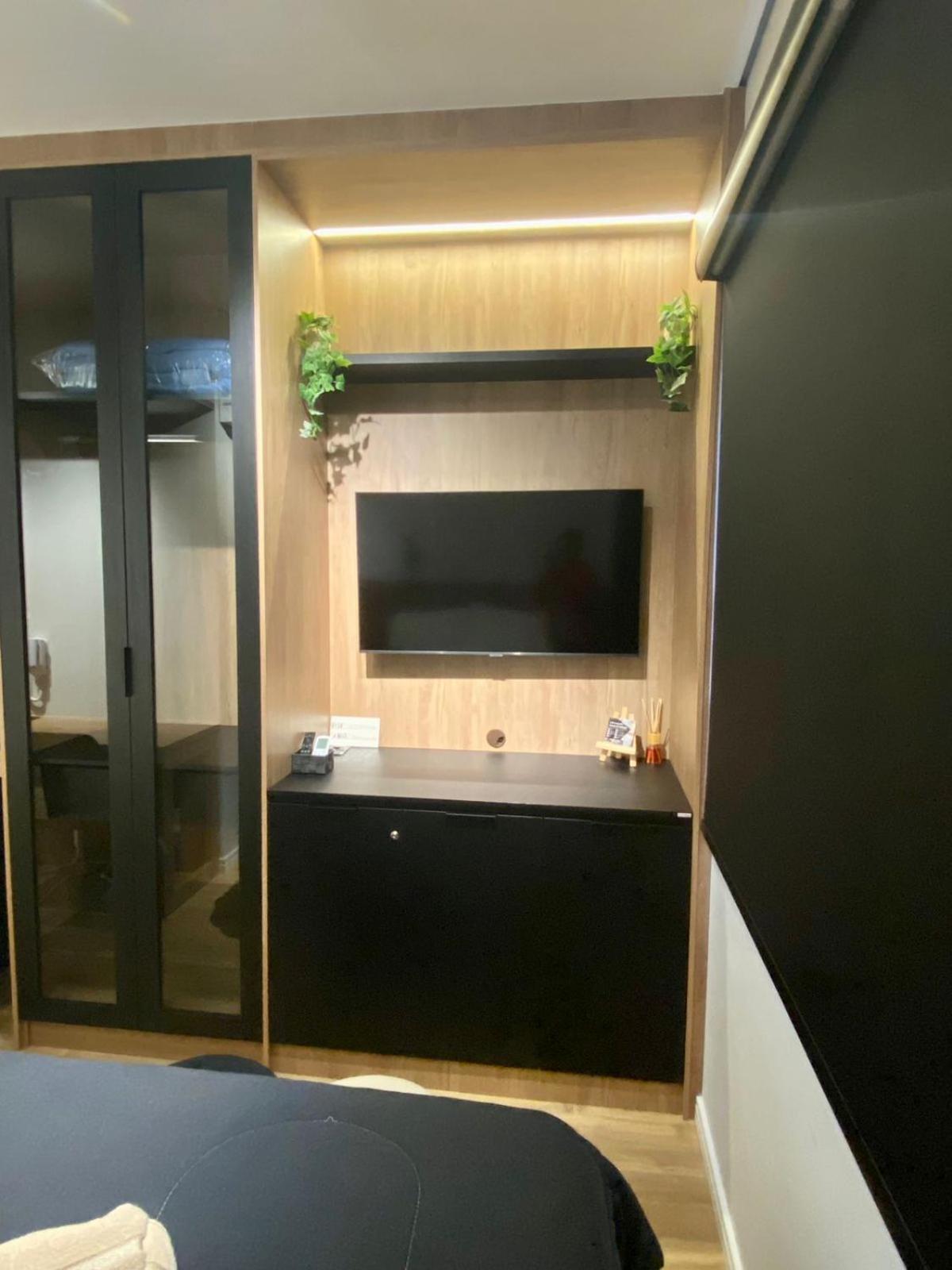 Apartamento Loft Luxuoso & Lifestyle Ibirapuera. N.946 *