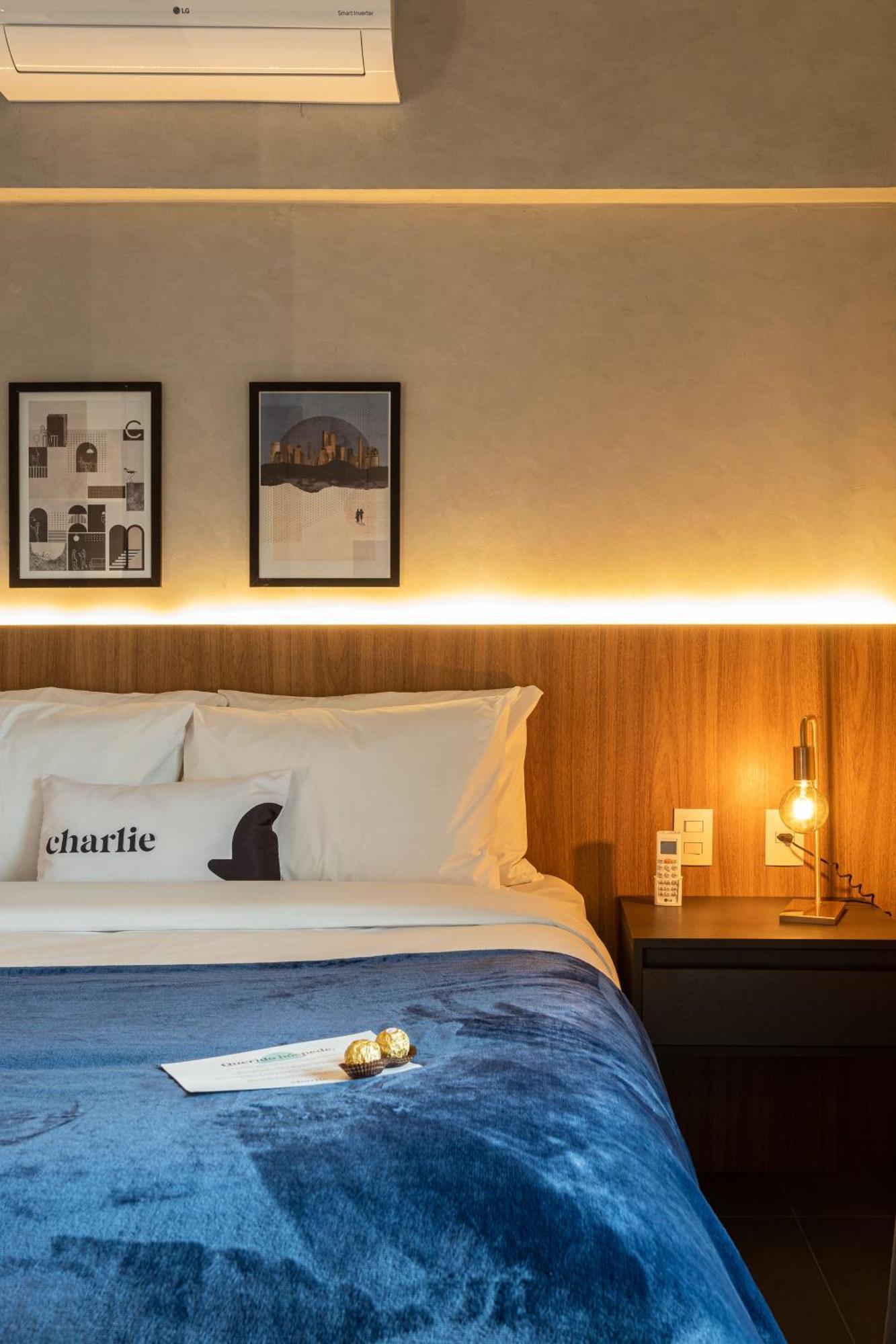 Charlie Oscar Freire Apartamento