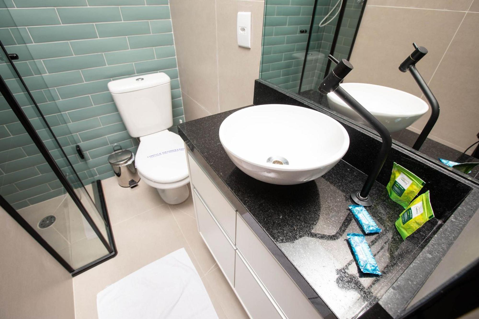 Apartamento Predio Com Reformados *