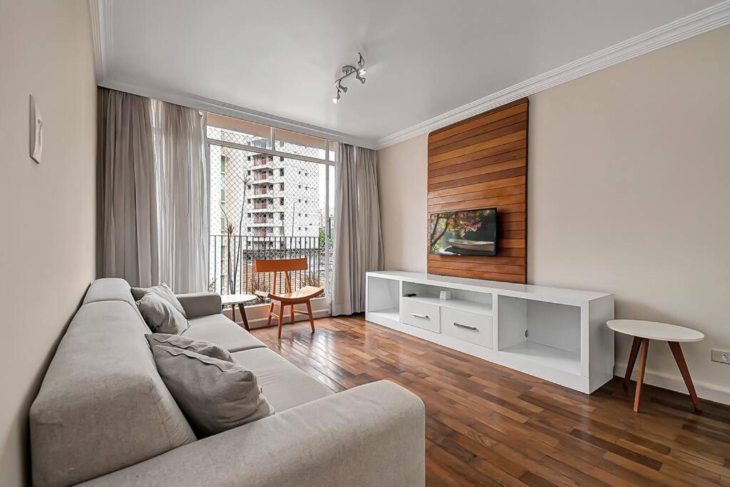Apartment Lindo Com 3 Quartos E Sacada Na Liberdade *