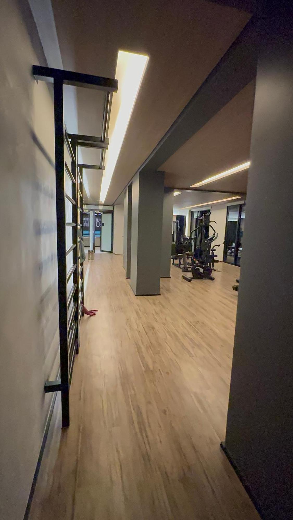 Apartamento B/f Studio 704