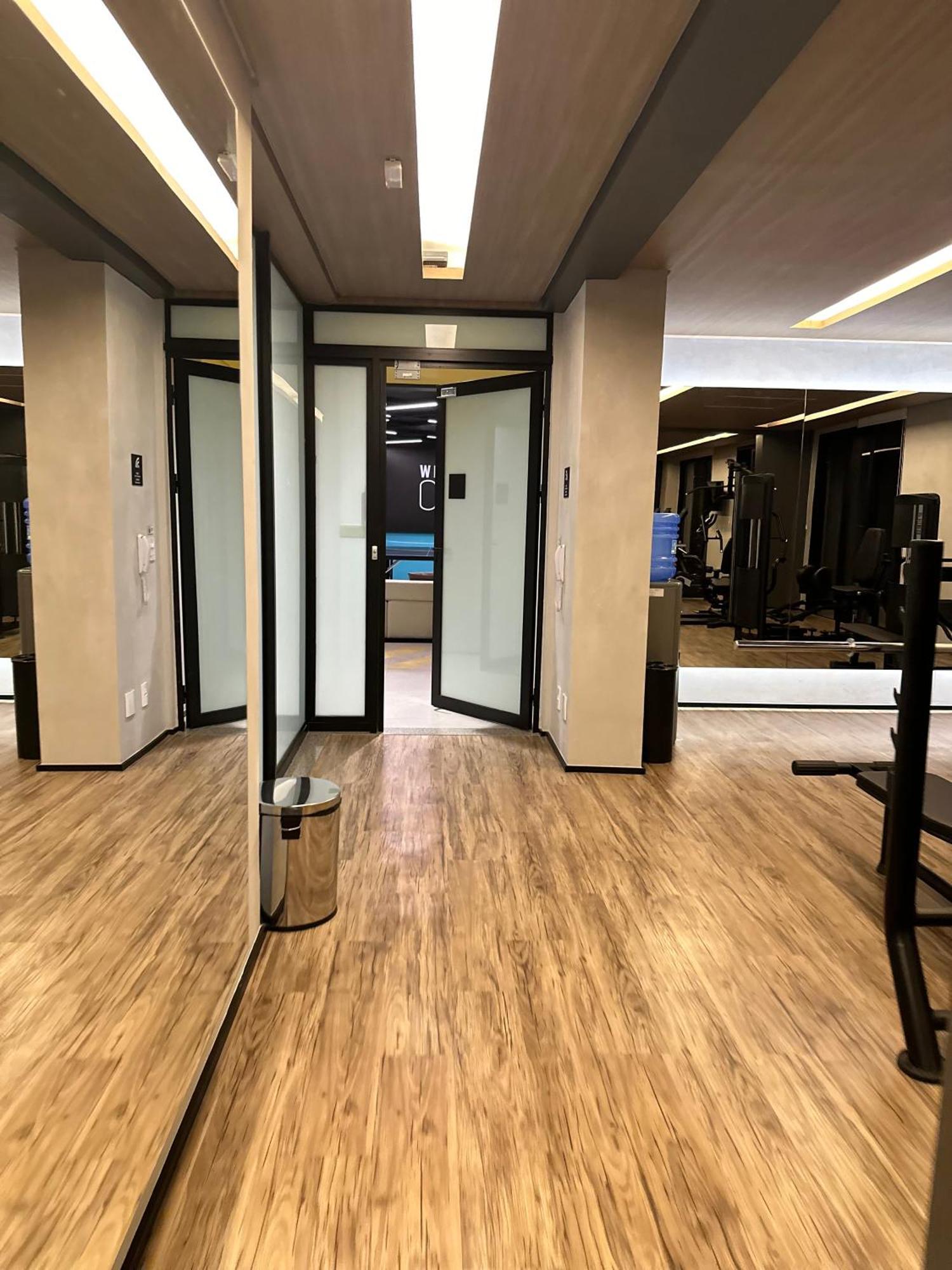 B/f Studio 704 * São Paulo