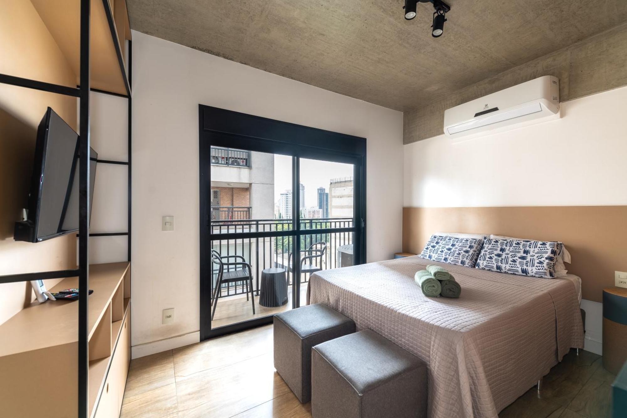 83 New Next Paulista Av, Fast Wifi And Balcony Apartment *