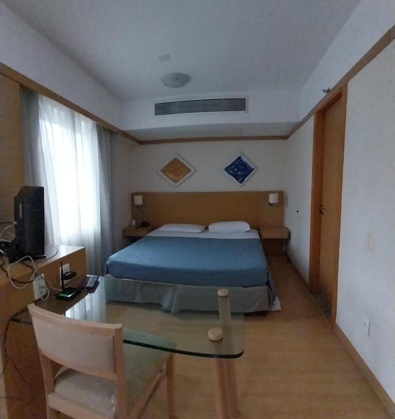 Charmoso Flat Na Rua Bela Cintra Apartment