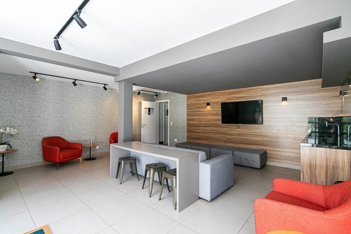 Novo E Rustico Studio No Centro-sp/metro Luz Apartamento