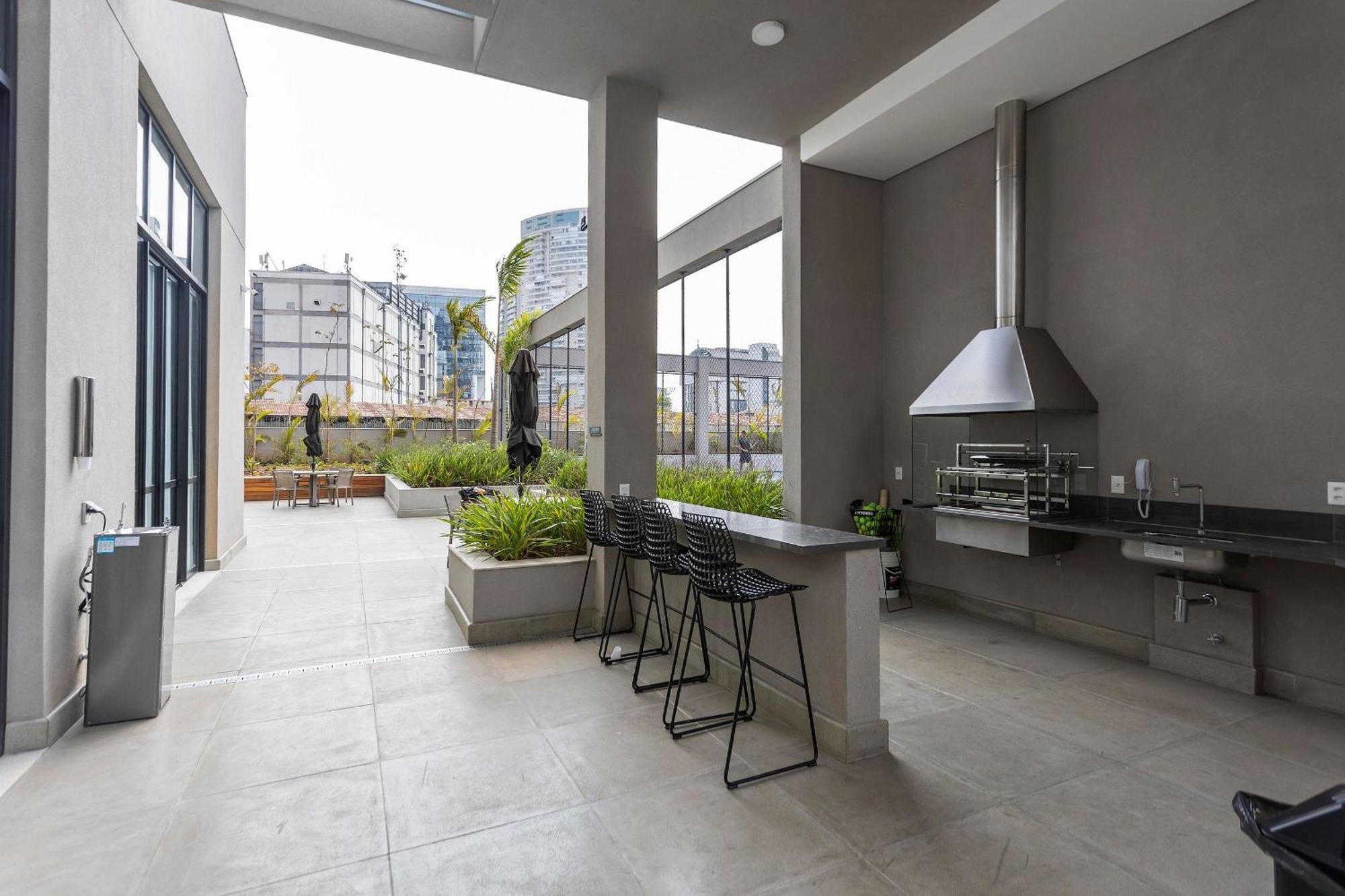 Expand Pinheiros Apartment