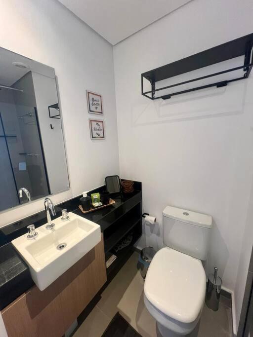 Apartamento Aconchego/ Frei Caneca Com Ar E Piscina São Paulo