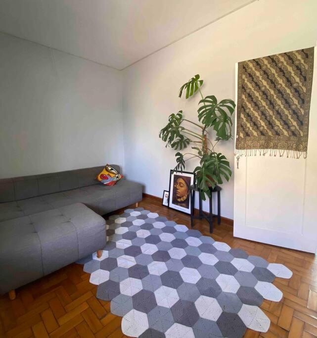 Apto Com Dois Quartos, Pertinho Do Metro Faria Lima Apartment Sao Paulo