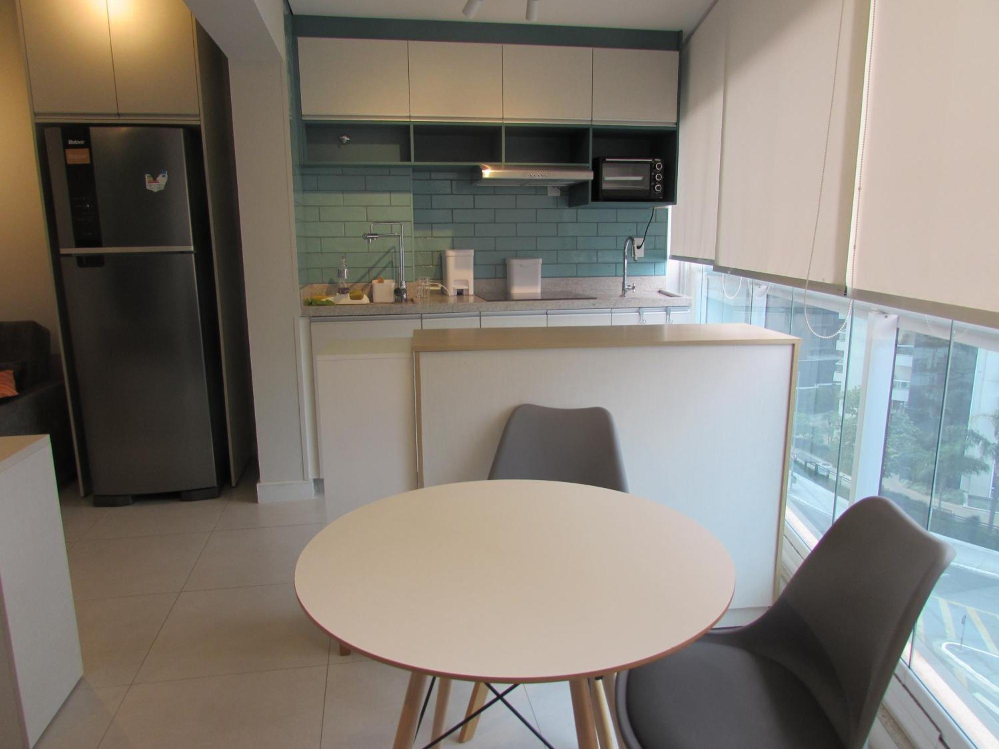 Apartamento Summit , Metro Pinheiros *