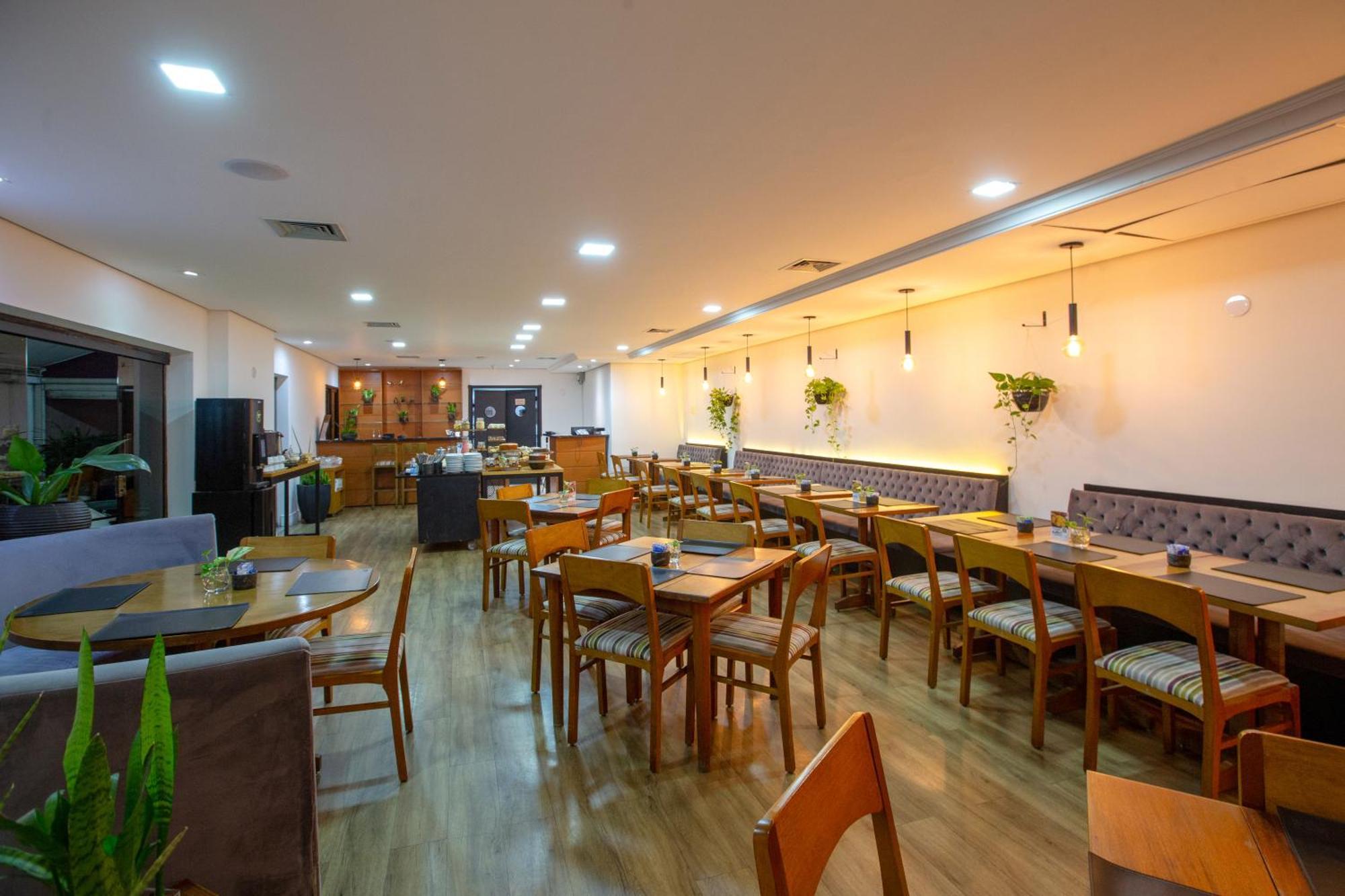 Hampton Park Jardins Hotel
