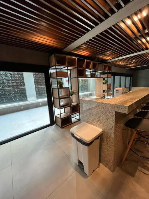 Loft Luxo Moderno Com Varanda - Rua Capote Valente 80, Jardins São Paulo