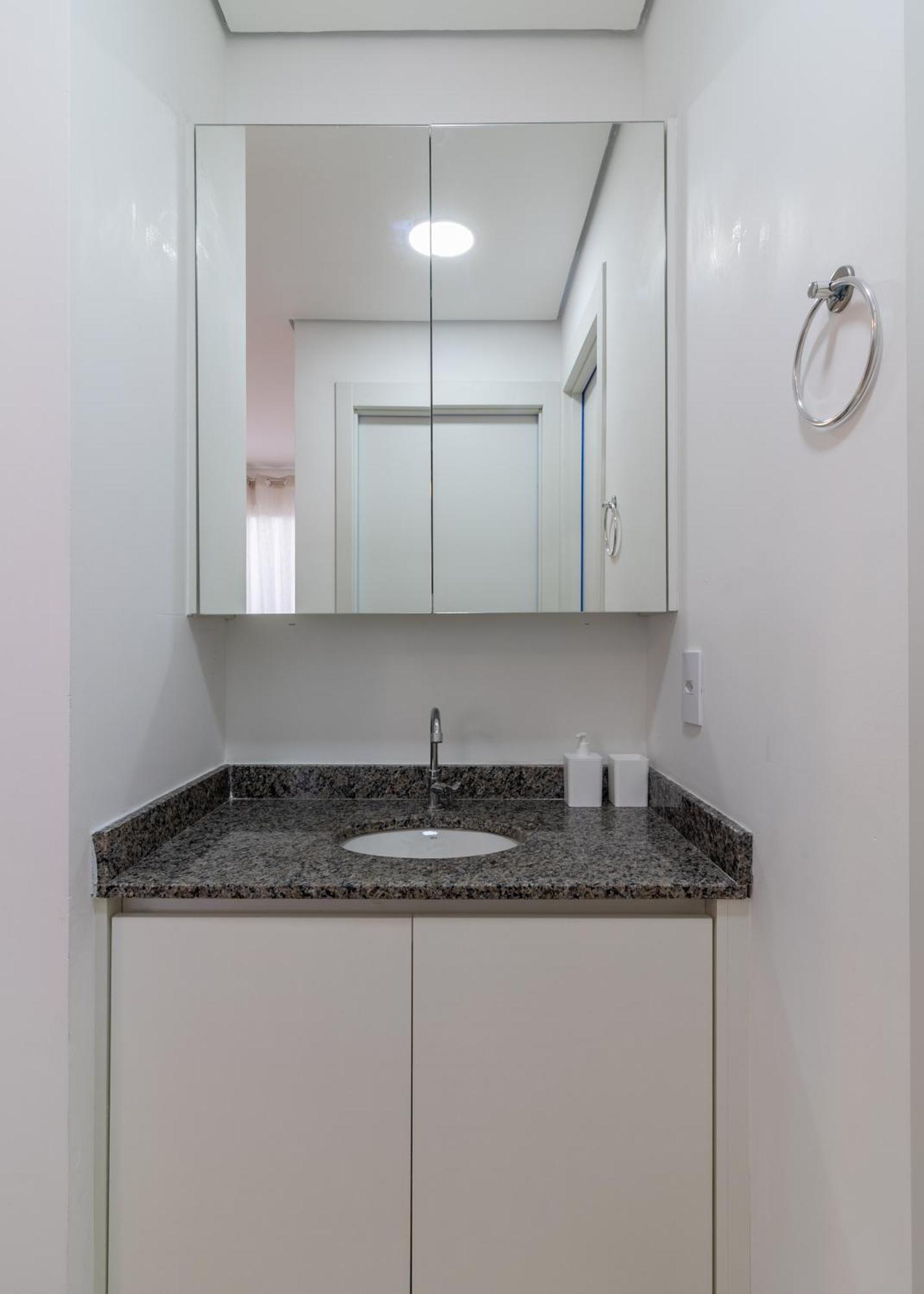 Apto Na Barra Funda, Proximo Metro Apartment *